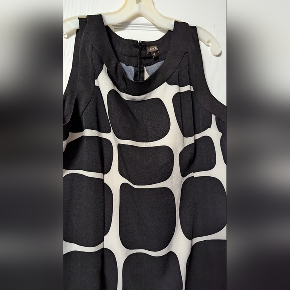 Voir Voir Black and White Geometric Sheath Dress size 18 - Picture 5 of 7